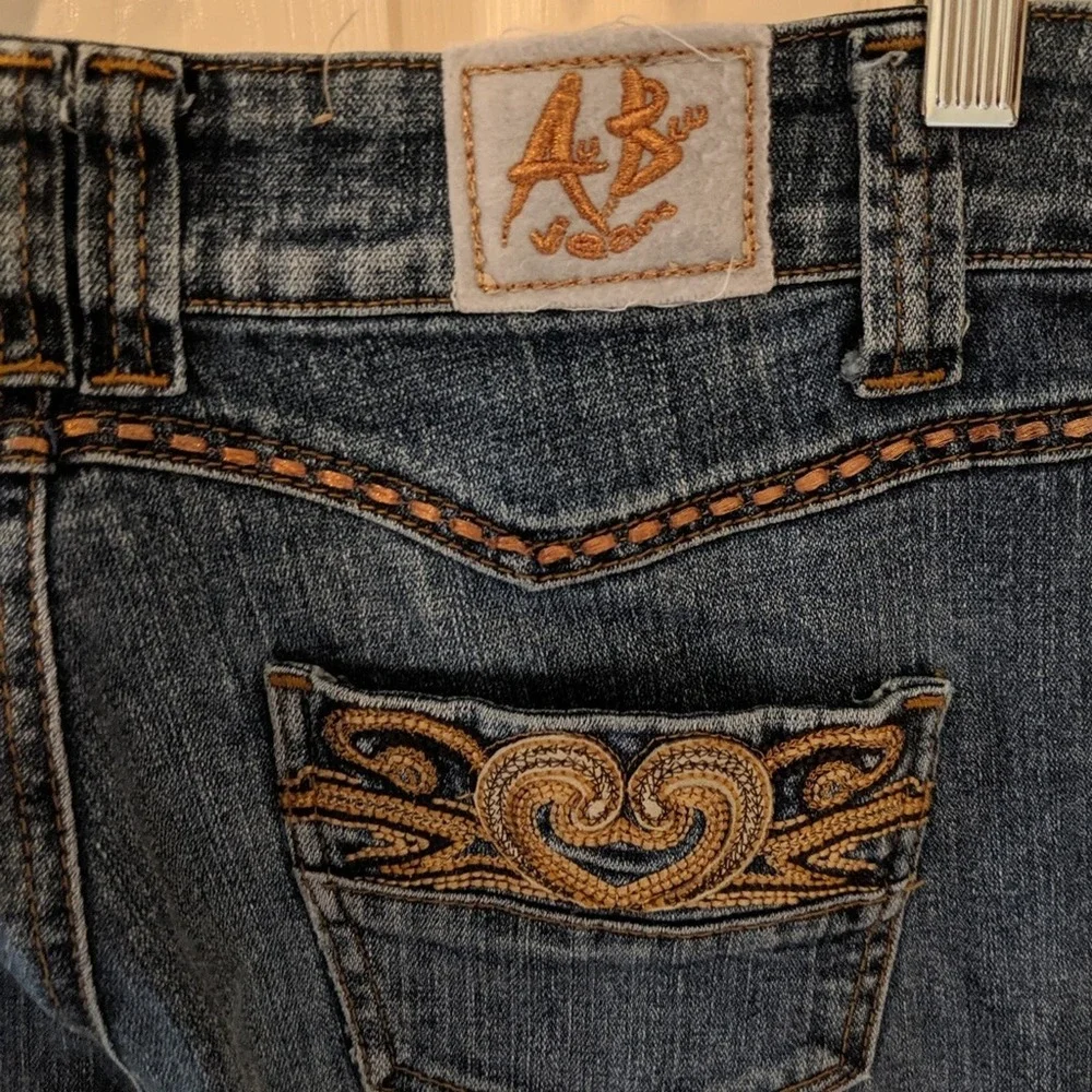 It's All About You Boot Jeans Size 4 - Picture 5 of 8